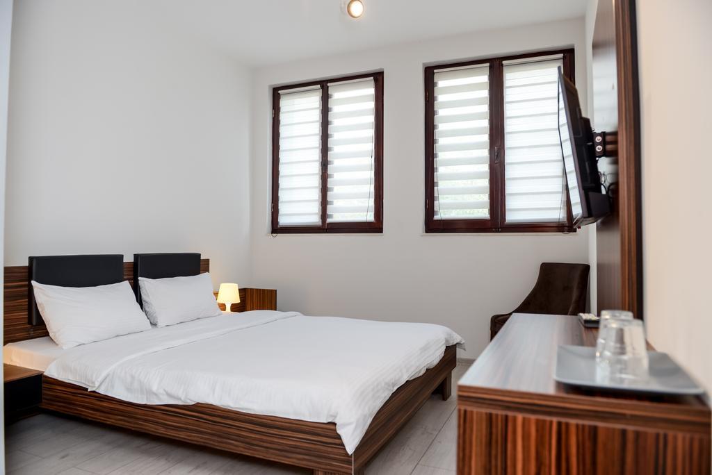 Luxe Stay Târgu-Mureş Εξωτερικό φωτογραφία
